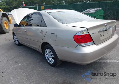 2005 Toyota Camry Std from USA, damaged, VIN 4T1BE32K75U950331